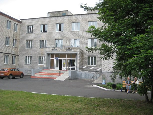 Центральный вход